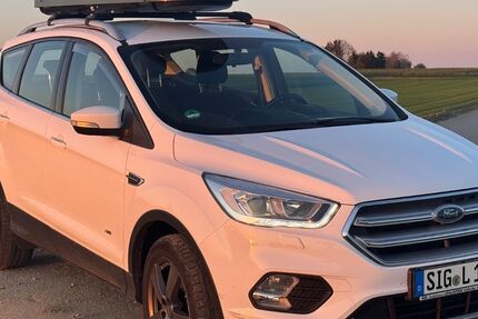 Ford Kuga 188.000 km 8.800 &euro; Mengen 88512