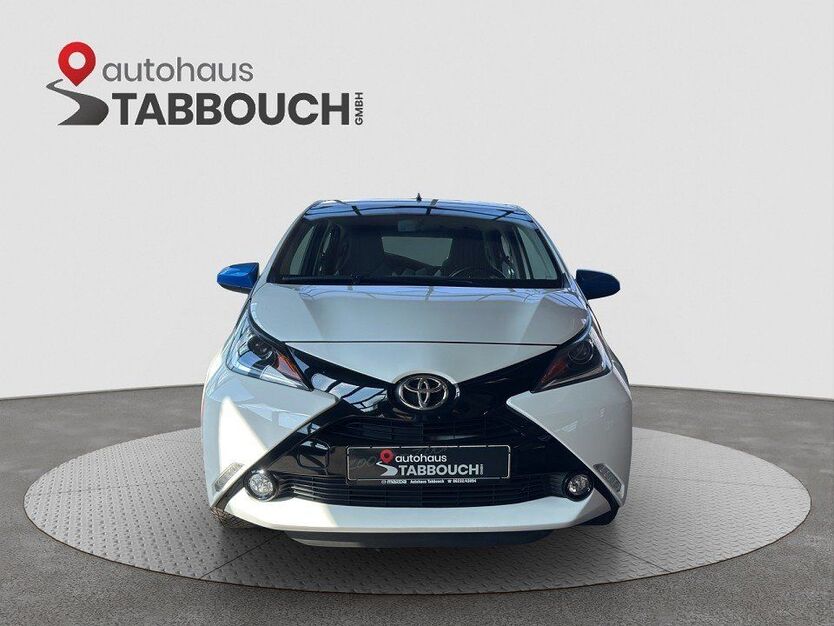 Aygo (X)
