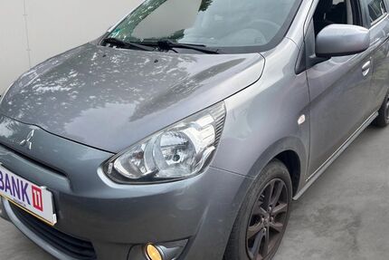 Mitsubishi Space Star 250.831 km 3.499 &euro; Frankfurt am Main 60386