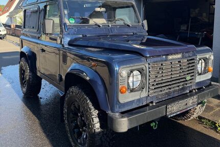 Land Rover Defender 223.000 km 17.900 &euro; Kaiserslautern 67661