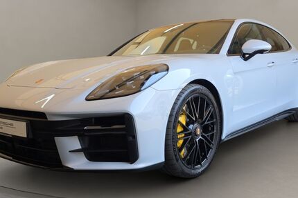 Porsche Panamera 1.681 km 159.800 &euro; Köln 50823