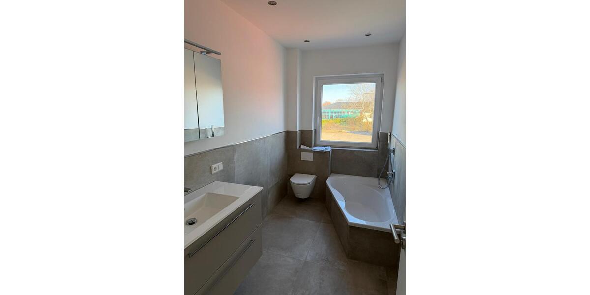 Etagenwohnung Ribnitz-Damgarten Damgarten - 4 Zimmer, 118 m&sup2;, 1.652&euro; | Angebot:26194819