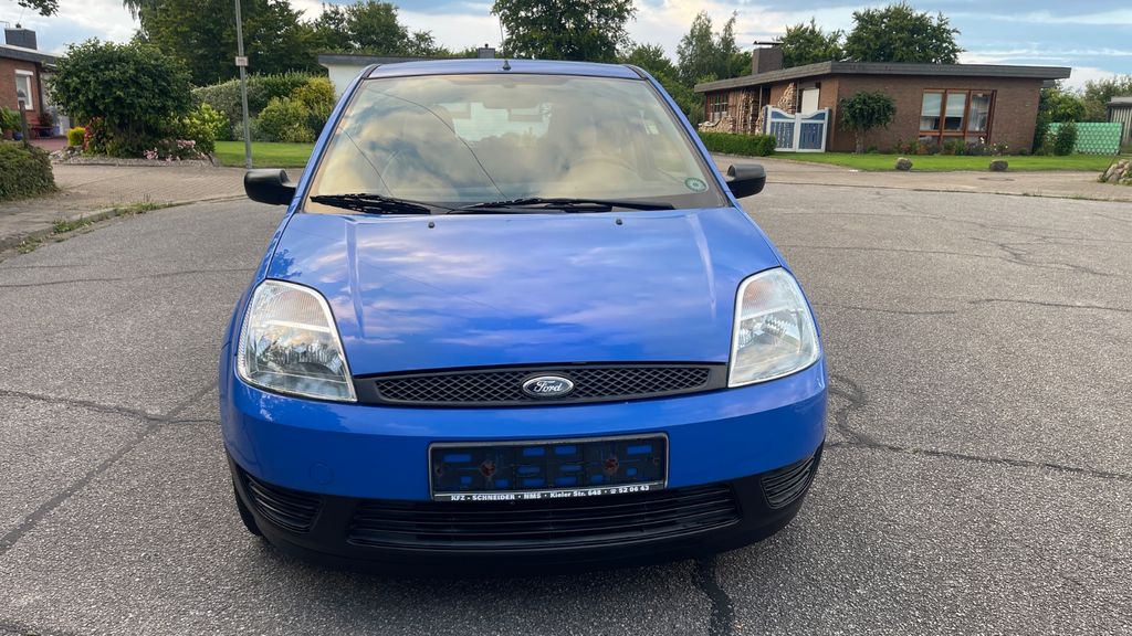 Ford Fiesta 239.000 km 1.299 &euro; Neumünster 24534