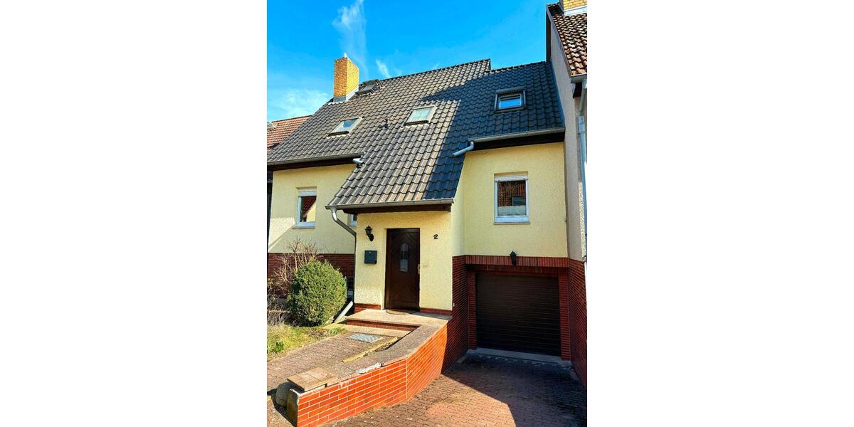 Reihenhaus Eisenhüttenstadt - 6 Zimmer, 161 m&sup2;, 319.000&euro; | Angebot:26763239