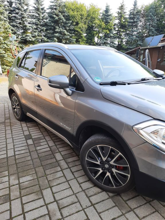 (SX4) S-Cross