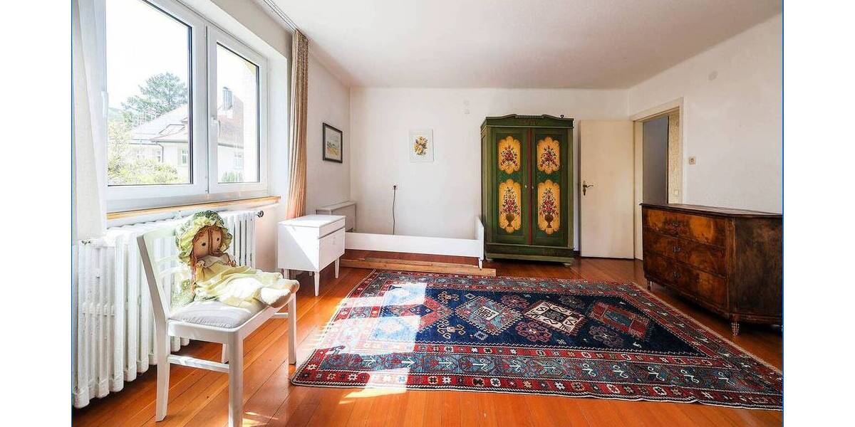 Einfamilienhaus Singen - 7 Zimmer, 240 m&sup2;, 695.000&euro; | Angebot:26364115