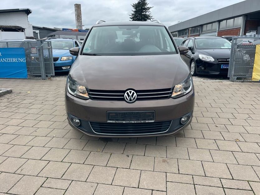 VW Touran 306.345 km 5.999 € Fürth 90763