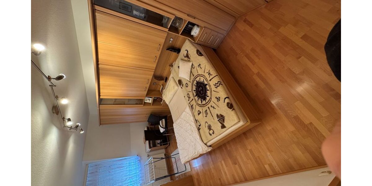 Eigentumswohnung mit Stellplatz in ansprechender Wohngegend! - Dachgeschoßwohnung Gera Alt-Bieblach | Angebot:26476502