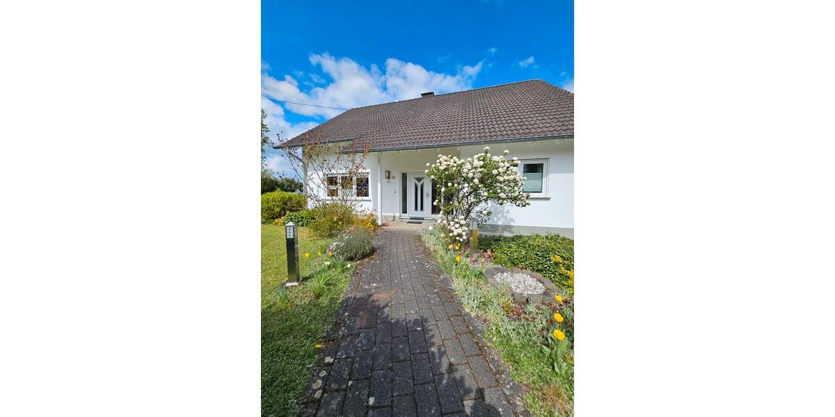 Einfamilienhaus Wadern - 6 Zimmer, 150 m&sup2;, 399.000&euro; | Angebot:26414285