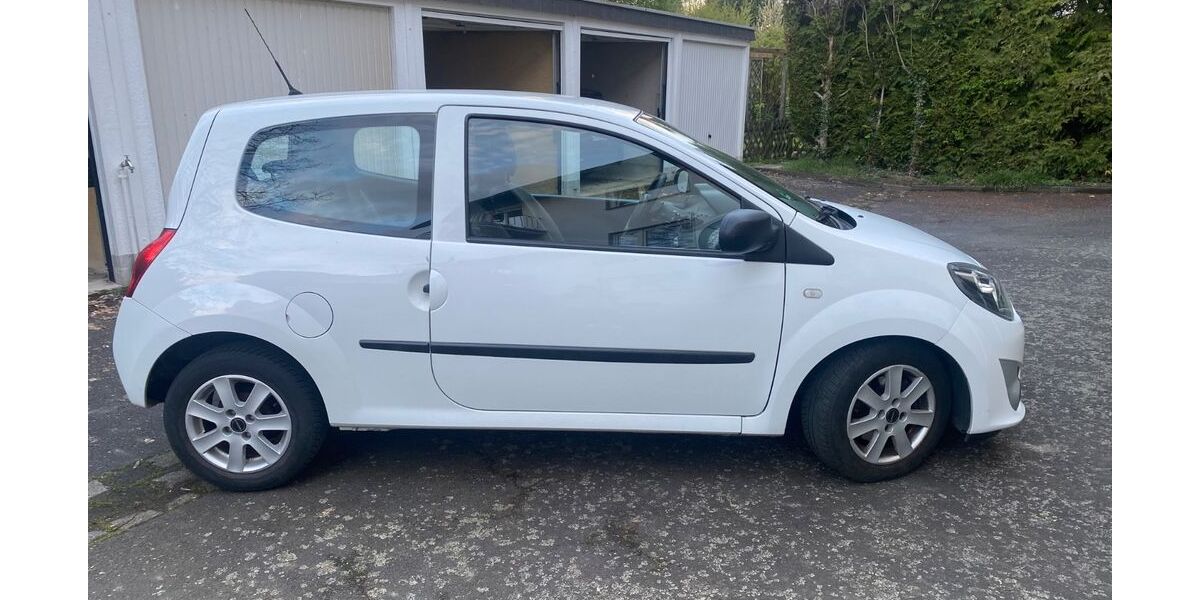 Renault Twingo 130.500 km 3.200 &euro; Königswinter 53639