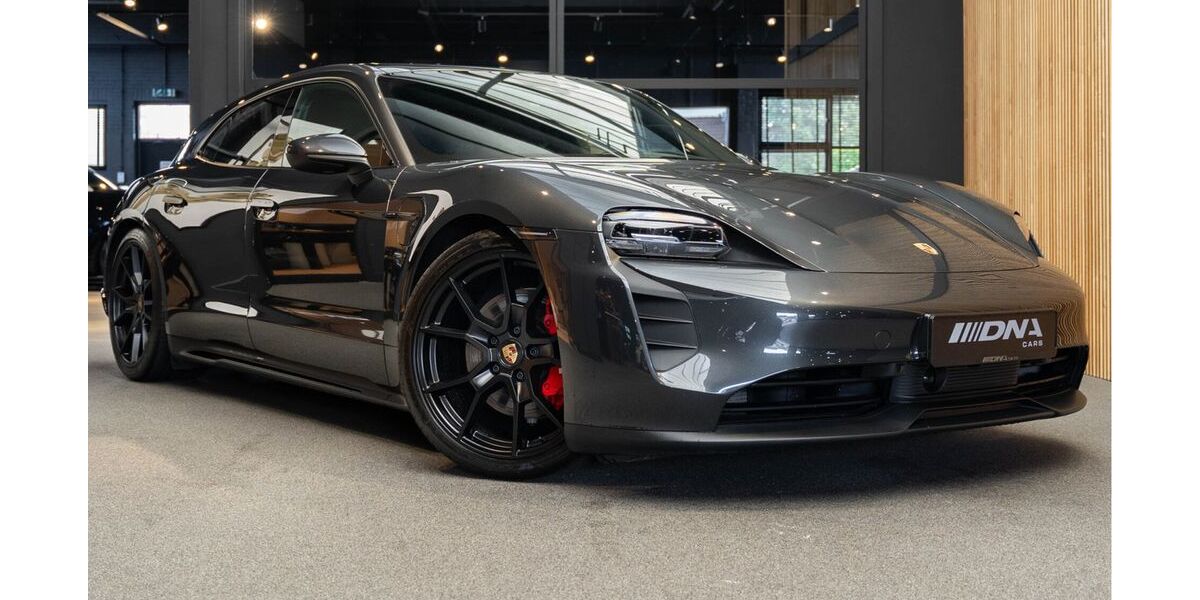 Porsche Taycan 11.545 km 99.995 &euro; Kleve 47533