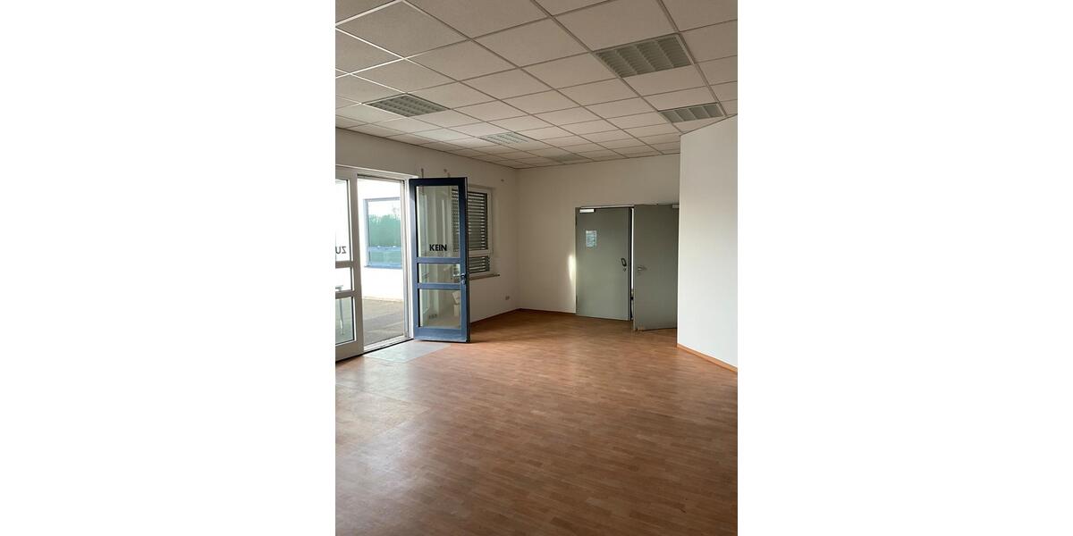 Gewerbeobjekt Tirschenreuth - 5&euro; | Angebot:19384541