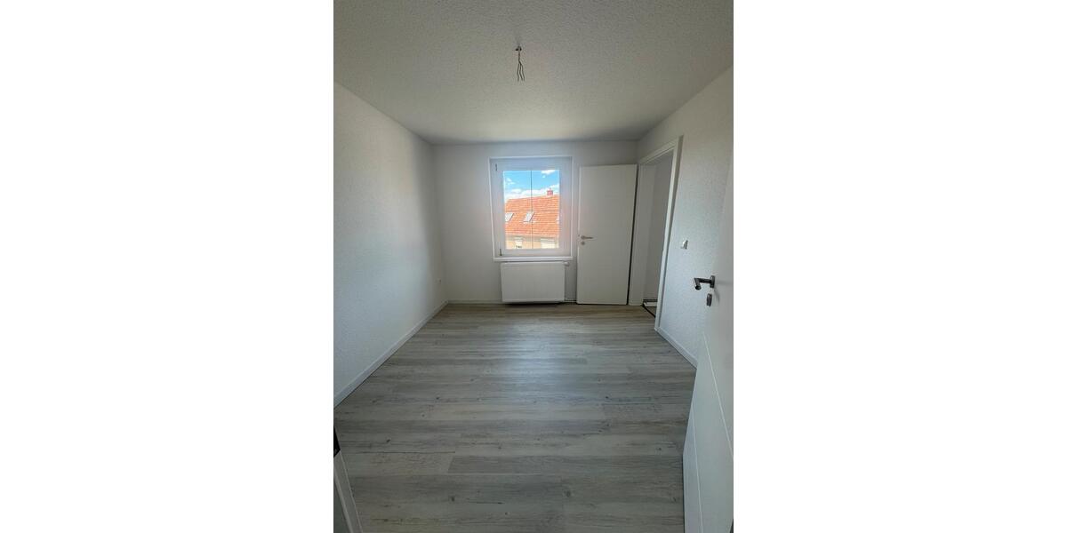 Einfamilienhaus Döbeln - 8 Zimmer, 249 m&sup2;, 519.000&euro; | Angebot:26950375