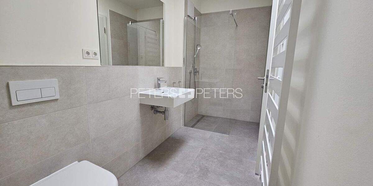 Etagenwohnung Pinneberg - 5 Zimmer, 111 m&sup2;, 1.949&euro; | Angebot:24992215