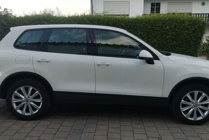 VW Touareg 200.000 km 12.200 € Saal 93342
