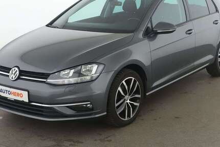 VW Golf 92.595 km 14.200 € Neufahrn 85375