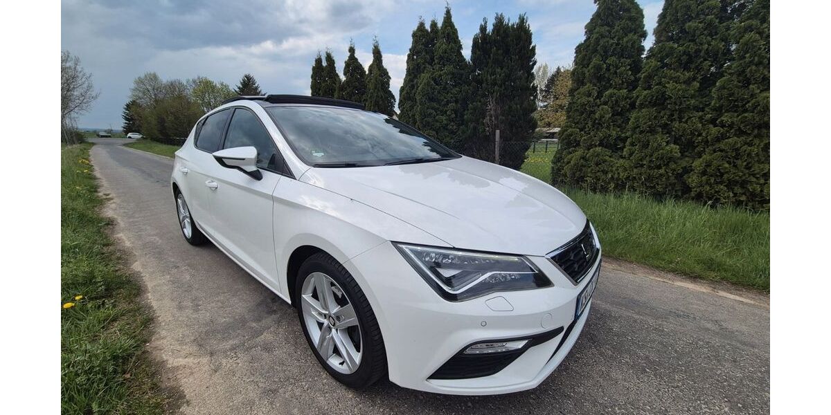Seat Leon 118.000 km 13.199 &euro; Dassel 37586