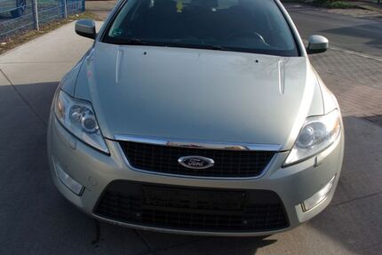 Ford Mondeo 269.000 km 2.880 &euro; Bottrop 46242