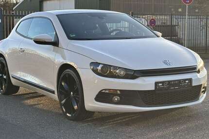 VW Scirocco 95.700 km 9.999 &euro; Vettweiß 52391