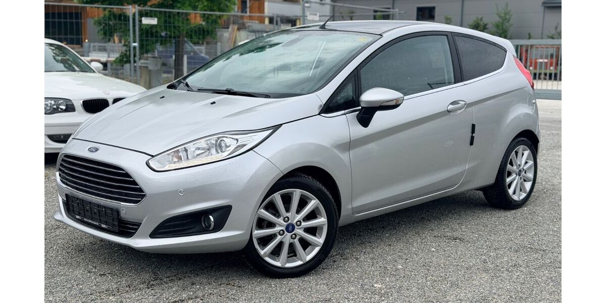 Ford Fiesta 33.000 km 5.990 &euro; Pfullingen 72793