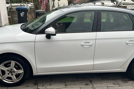 Audi A1 175.000 km 7.950 &euro; Allmannshofen 86695