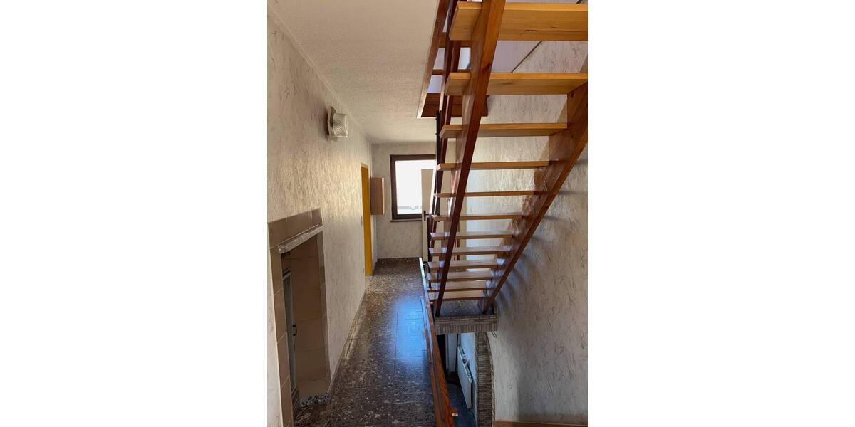 Mehrfamilienhaus, Wohnhaus Brotterode-Trusetal Trusetal - 4 Zimmer, 92 m&sup2;, 95.000&euro; | Angebot:25708450
