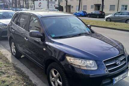 Hyundai SANTA FE 239.000 km 3.800 &euro; München 81671