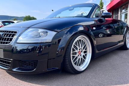 Audi TT 98.000 km 27.900 € Saarburg 54439