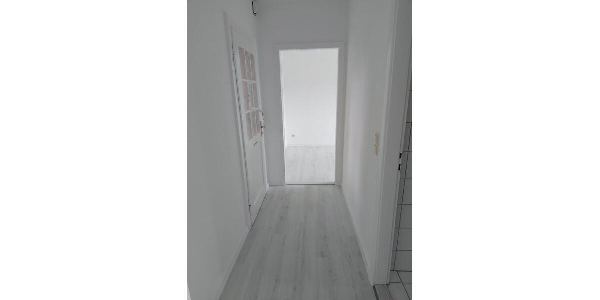 Hochparterre Lüchow (Wendland) - 2 Zimmer, 32 m&sup2;, 290&euro; | Angebot:26299794