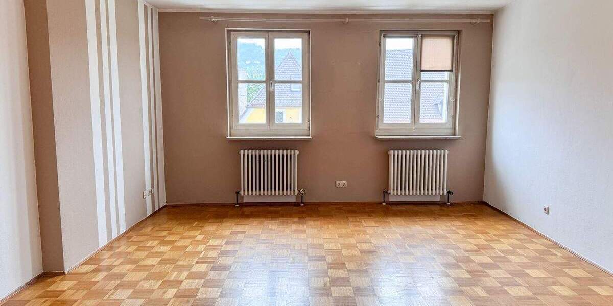 Etagenwohnung Amberg - 2 Zimmer, 66 m&sup2;, 199.000&euro; | Angebot:25734664