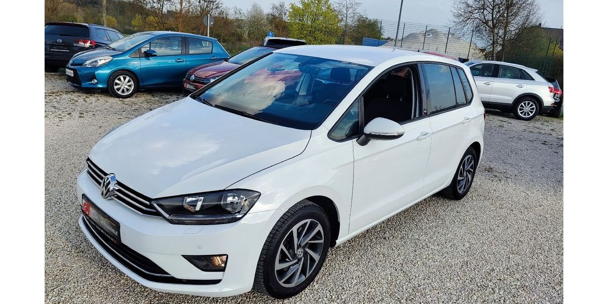 VW Golf Sportsvan 110.000 km 11.900 &euro; Amberg 92224