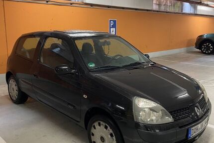 Renault Clio 129.870 km 1.490 &euro; Dachau 85221