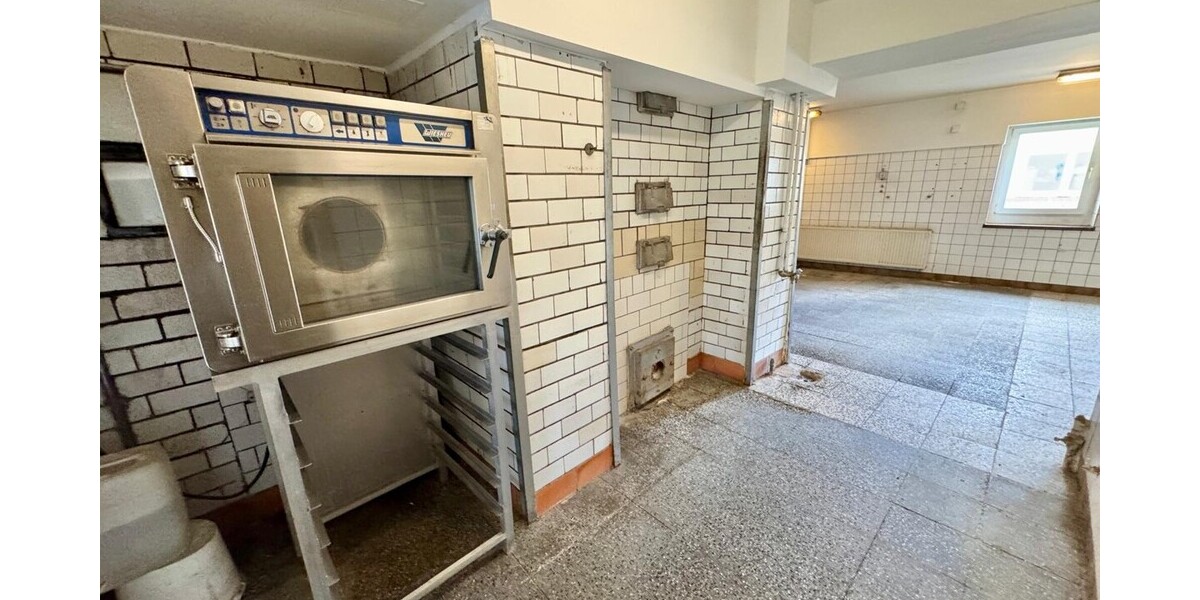 HORN IMMOBILIEN ++ Wohn- und Geschäftshaus, ehemalige Bäckerei in Strasburg (Uckermark) - Burg Strasburg | Angebot:27265757