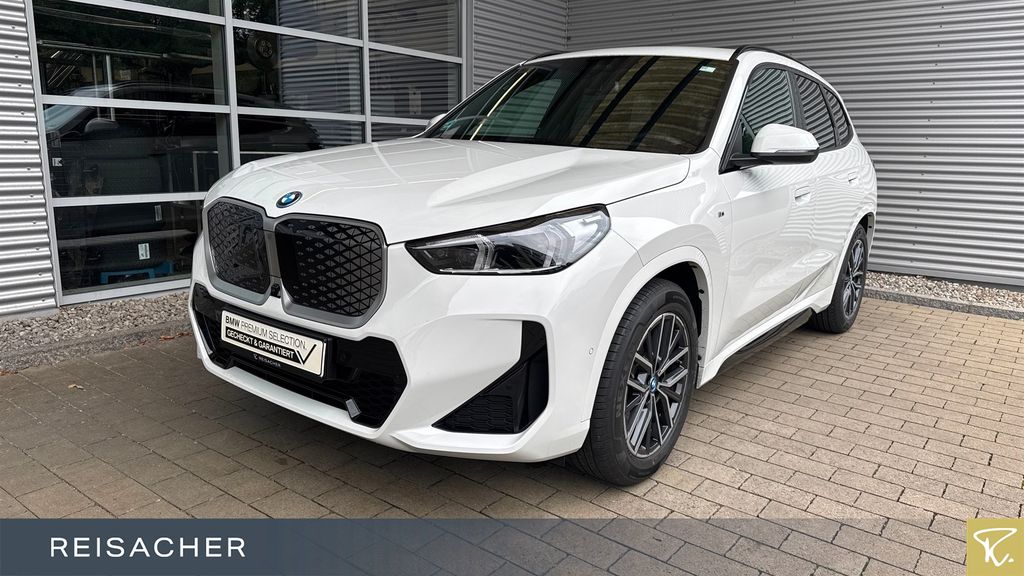 BMW iX1 18.785 km 45.999 &euro; Memmingen 87700