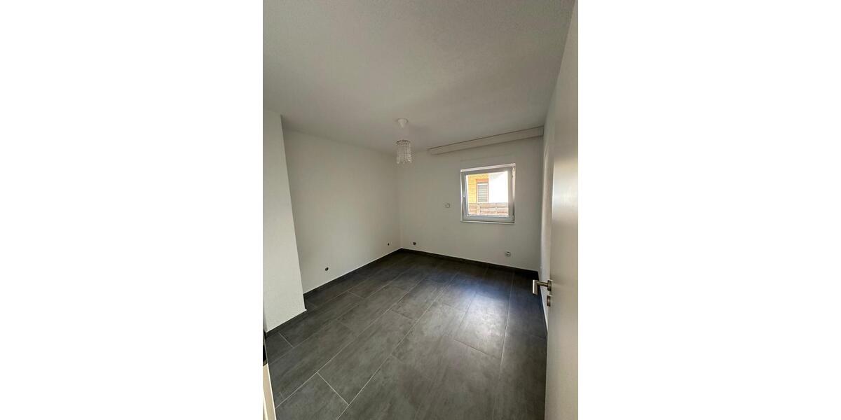 Erdgeschoßwohnung Nidda - 3 Zimmer, 85 m&sup2;, 900&euro; | Angebot:26406492