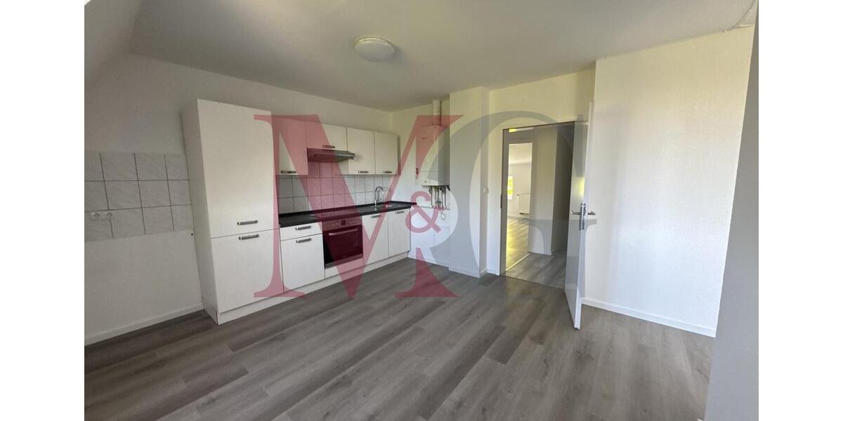 Dachgeschoßwohnung Wilhelmshaven - 5.5 Zimmer, 143 m&sup2;, 980&euro; | Angebot:26491397
