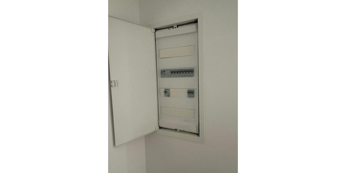 Erdgeschoßwohnung Pfullingen - 2.5 Zimmer, 61 m&sup2;, 900&euro; | Angebot:26133495