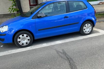 VW Polo 75.100 km 3.000 &euro; München 80636