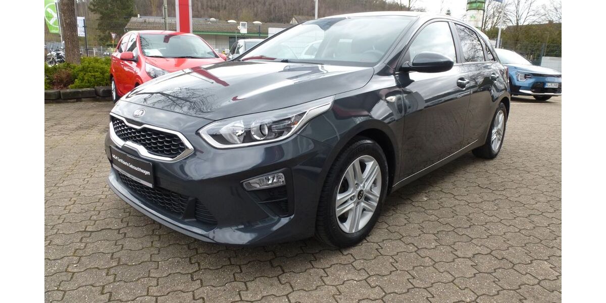 Kia ceed / Ceed 53.200 km 12.800 &euro; Overath 51491