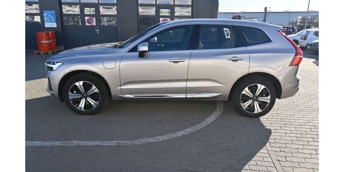 Volvo XC60 23.500 km 48.900 &euro; Jüterbog 14913