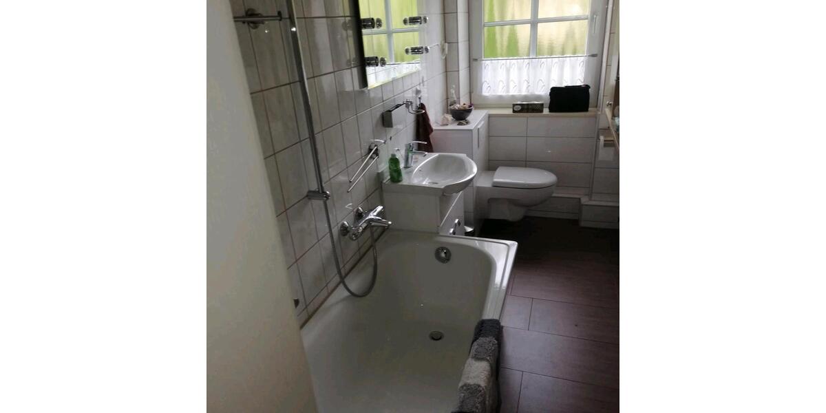 Etagenwohnung Bad Lauchstädt - 3 Zimmer, 57 m&sup2;, 65.000&euro; | Angebot:26611493