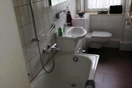 Wohnung Bad Lauchstädt - 3 Zimmer, 57 m&sup2;, 65.000&euro; | Angebot:26611493