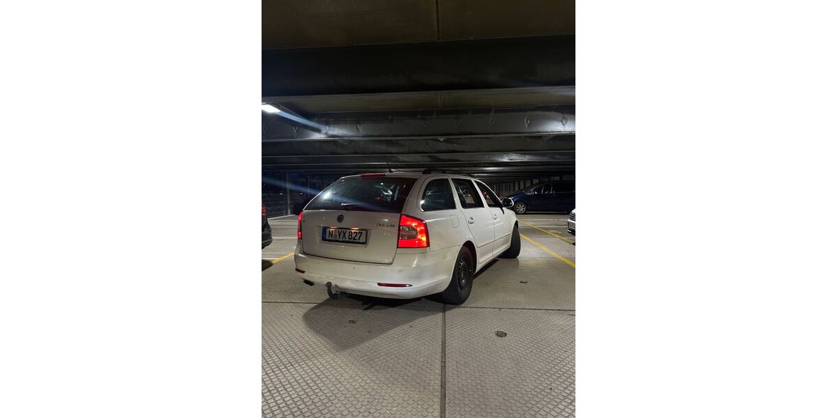 Skoda Octavia 247.000 km 2.999 &euro; Nürnberg 90429