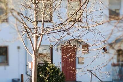 Gute Lage! -Mittelreihenhaus in Allach-Untermenzing 5 zimmer