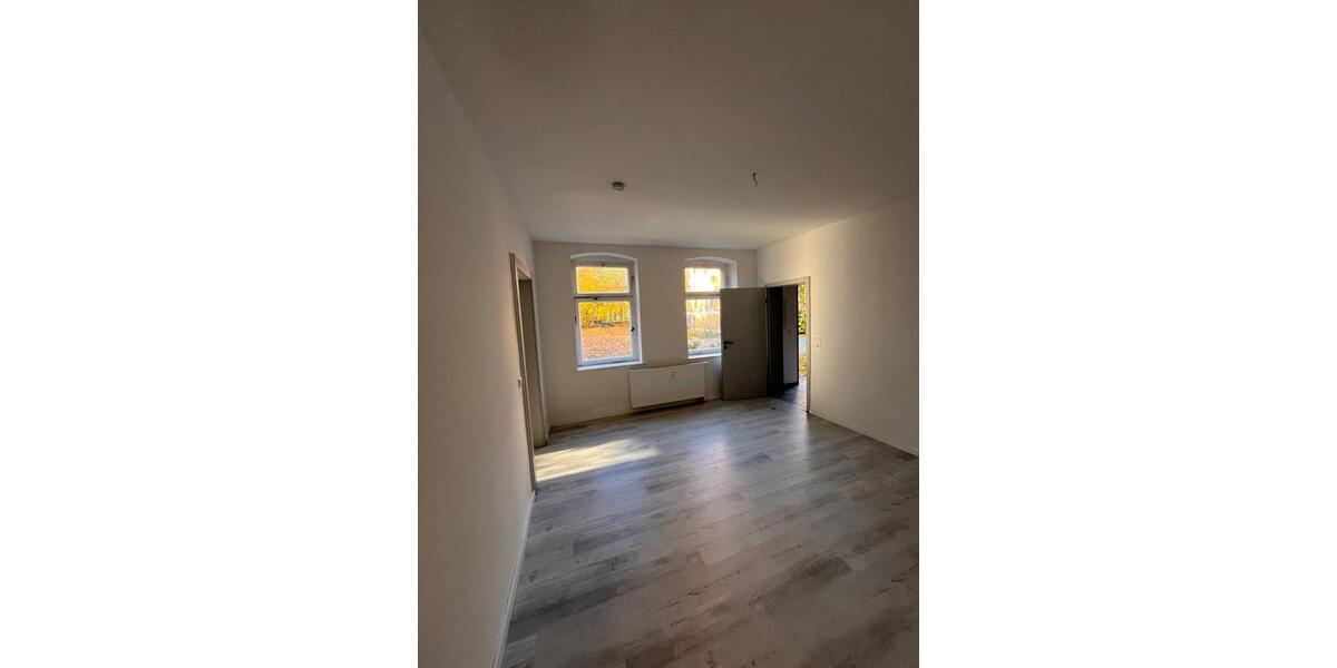 Doppelhaushälfte Torgau - 4 Zimmer, 145 m&sup2;, 1.015&euro; | Angebot:23598489