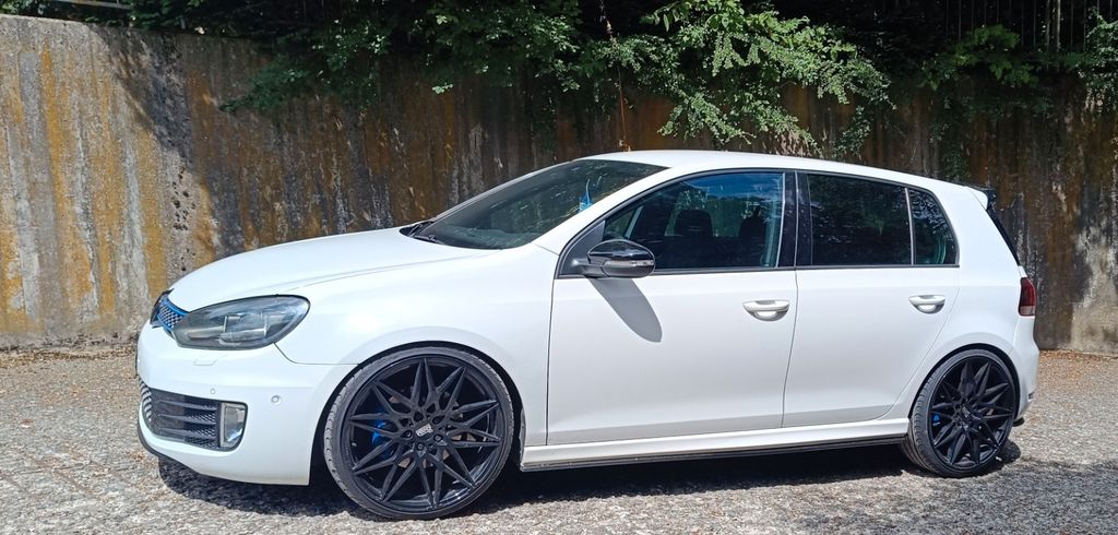 VW Golf 168.000 km 7.900 &euro; Rottweil 78628