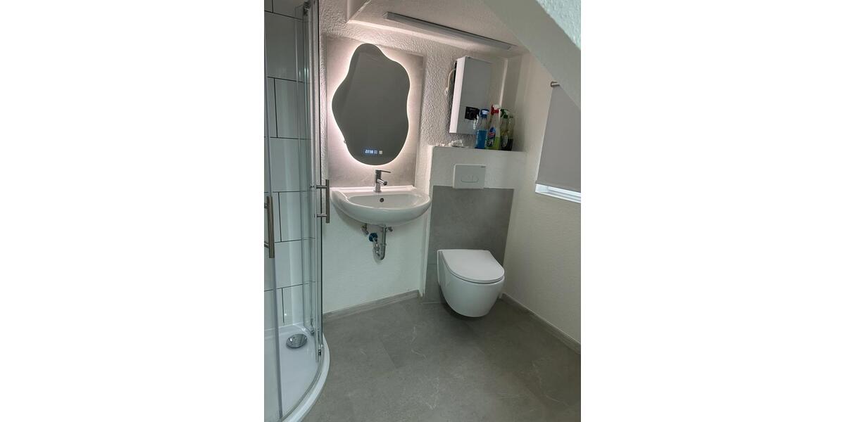 Einfamilienhaus Wiehl - 3 Zimmer, 100 m&sup2;, 1.000&euro; | Angebot:26515215