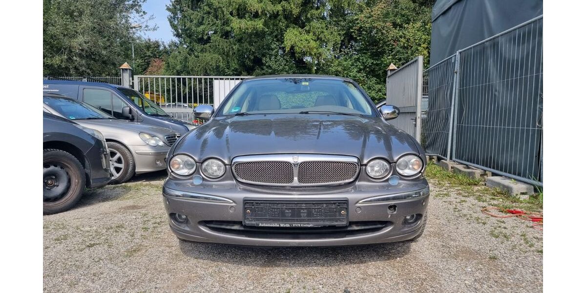 Jaguar X-Type 227.840 km 1.900 € Karlsfeld 85757