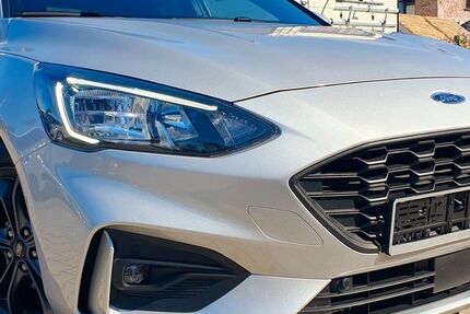 Ford Focus 58.400 km 13.900 € Zwenkau 04442