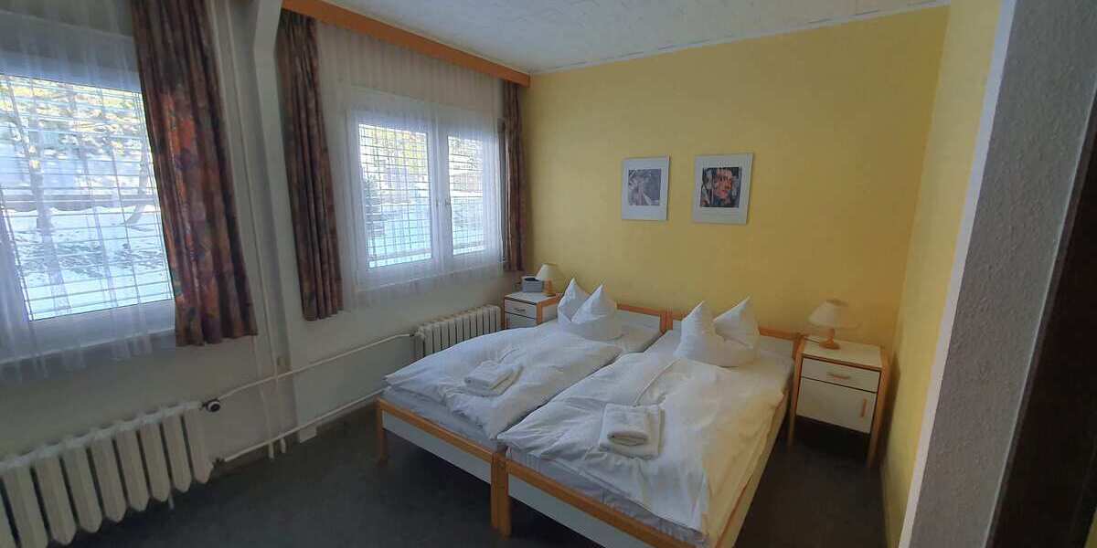 3-Sterne-Hotel mit 30 Zimmern und davor liegenden Baugrundstück 3 zimmer